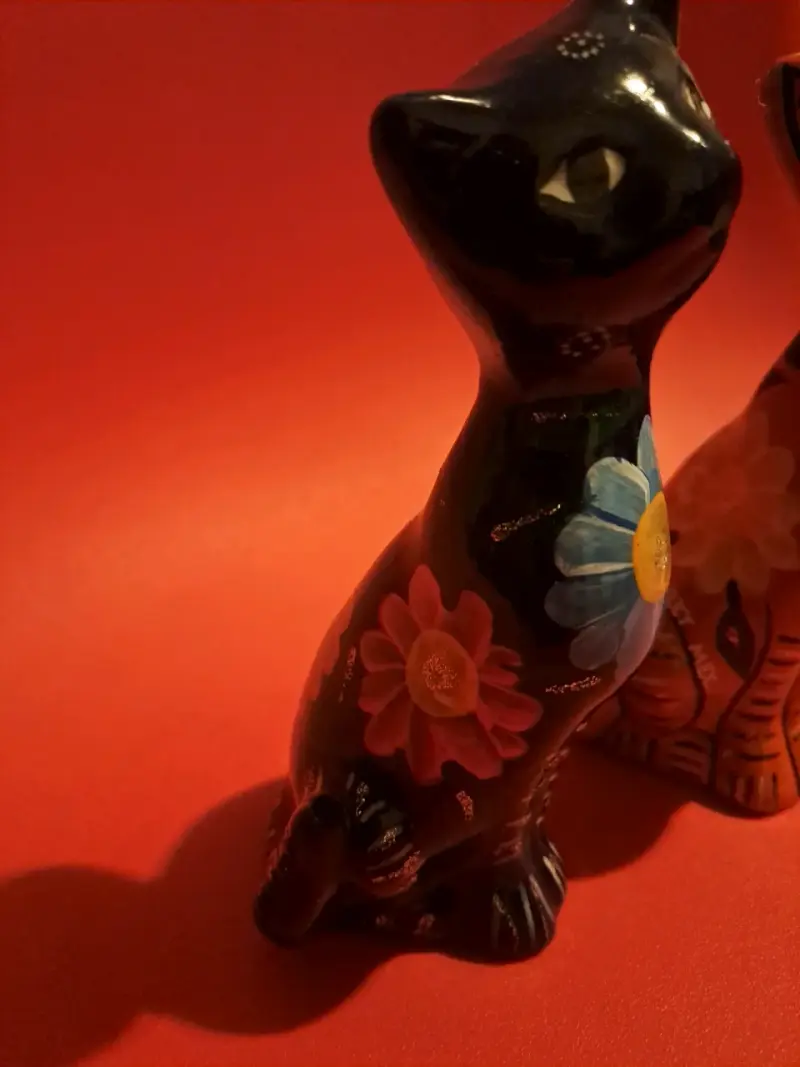 Figuras de gatos de cerámica pintadas a mano - 3
