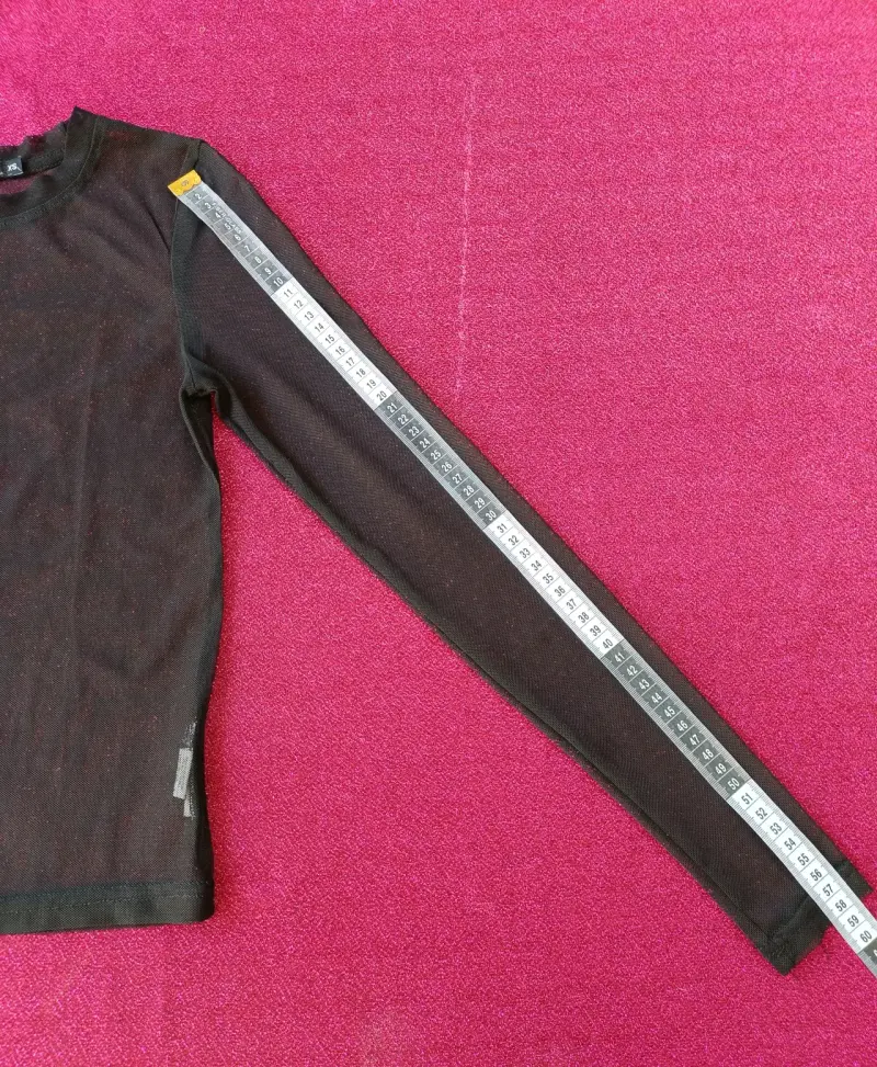 Polera de malla negra para mujer - 2