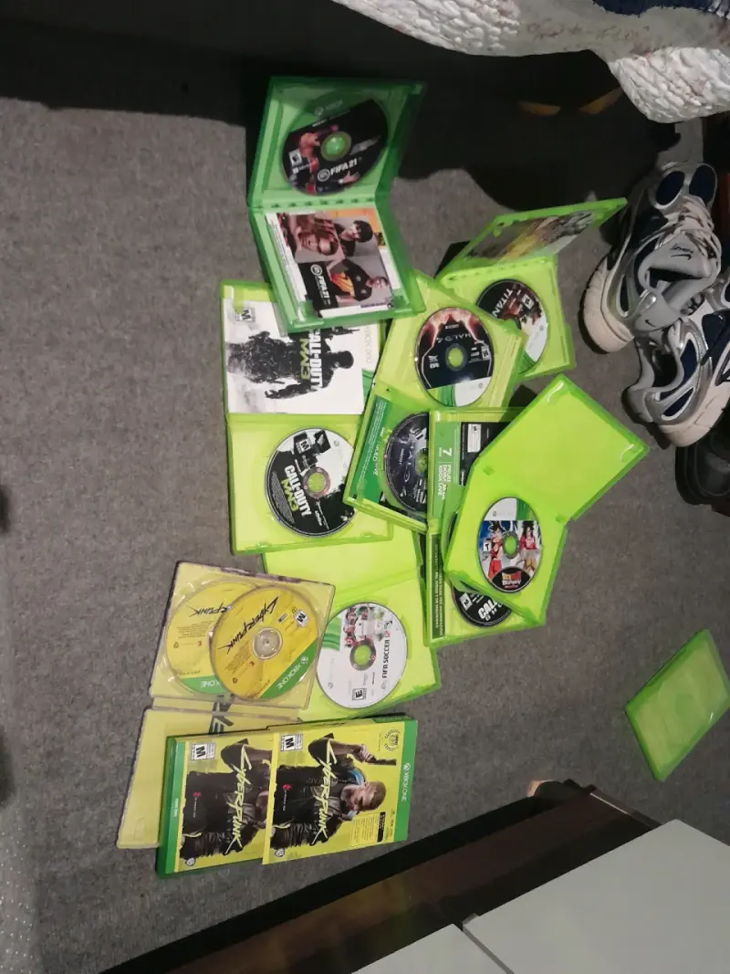 Lote de videojuegos Xbox 360 y Xbox One CONSULTAR - 1