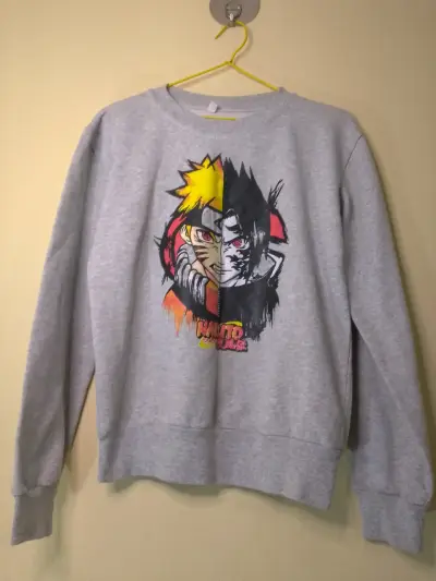 Polerón gris con diseño de anime Naruto - miniatura 1