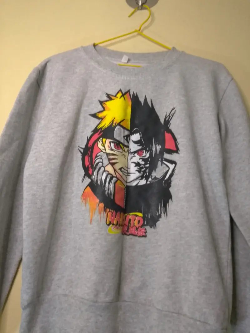 Polerón gris con diseño de anime Naruto - 2