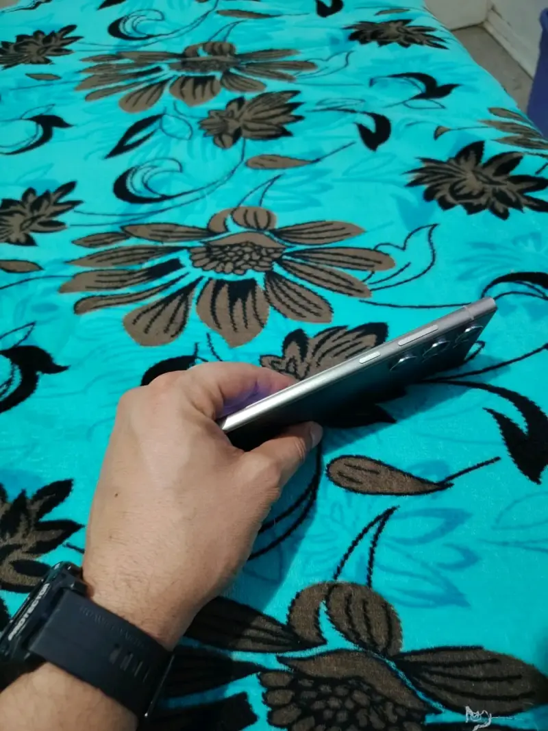 Samsung Galaxy S24 Ultra en perfecto estado - 4