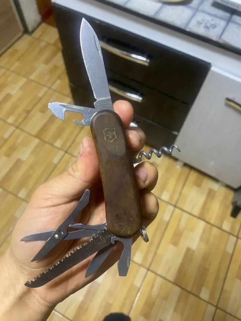 Navaja victorinox evolution wood 17 - 1