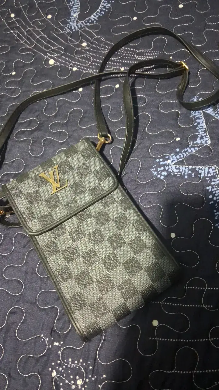 Bolso cruzado de cuadros estilo LV - 1