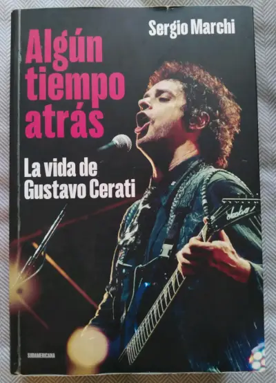 Libro 'Algún Tiempo Atrás' sobre Gustavo Cerati - miniatura 1