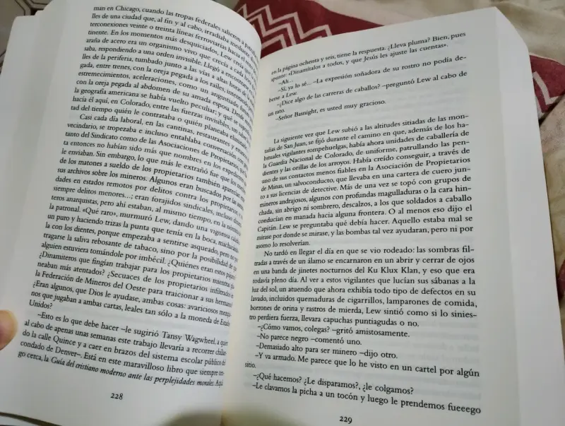 Libro Contraluz de Thomas Pynchon No se encuentra - 3