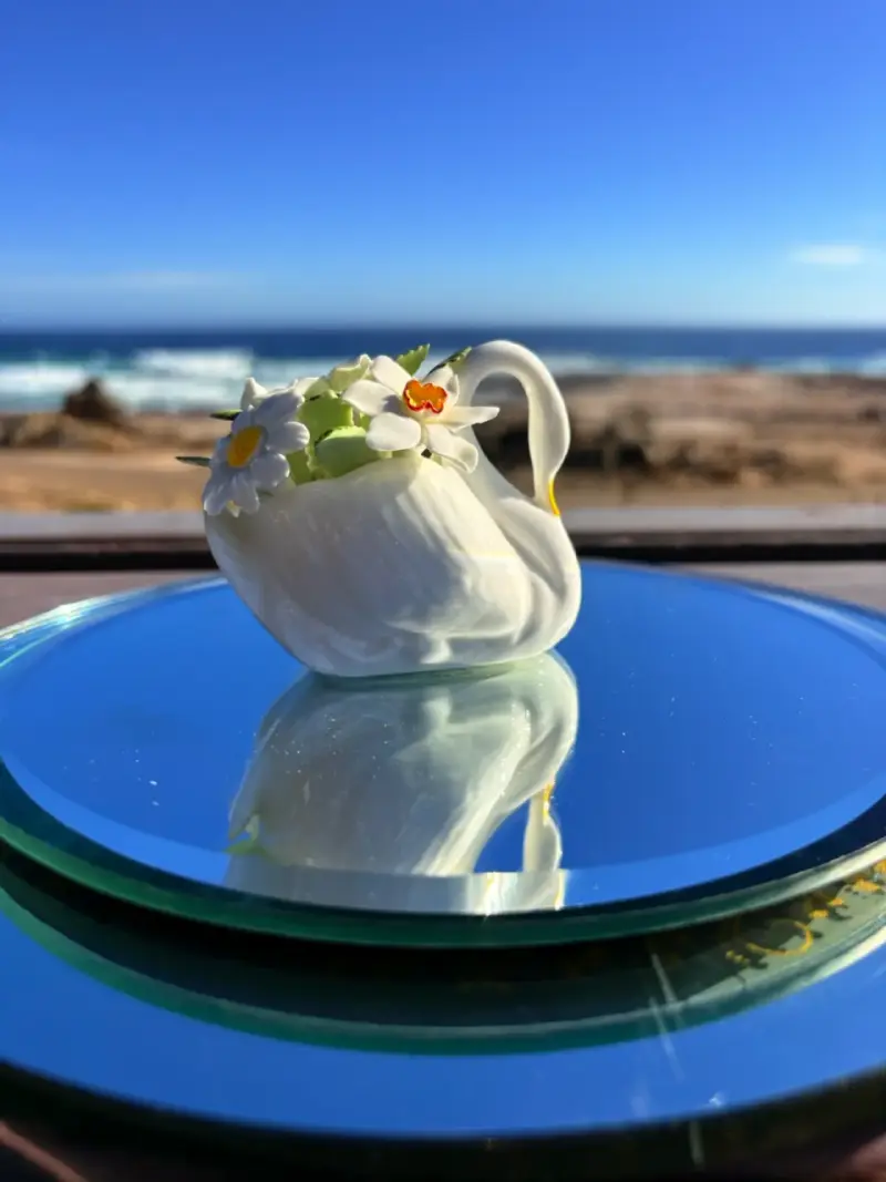 arreglo floral esculpido,de la marca Royal Doulton - 3