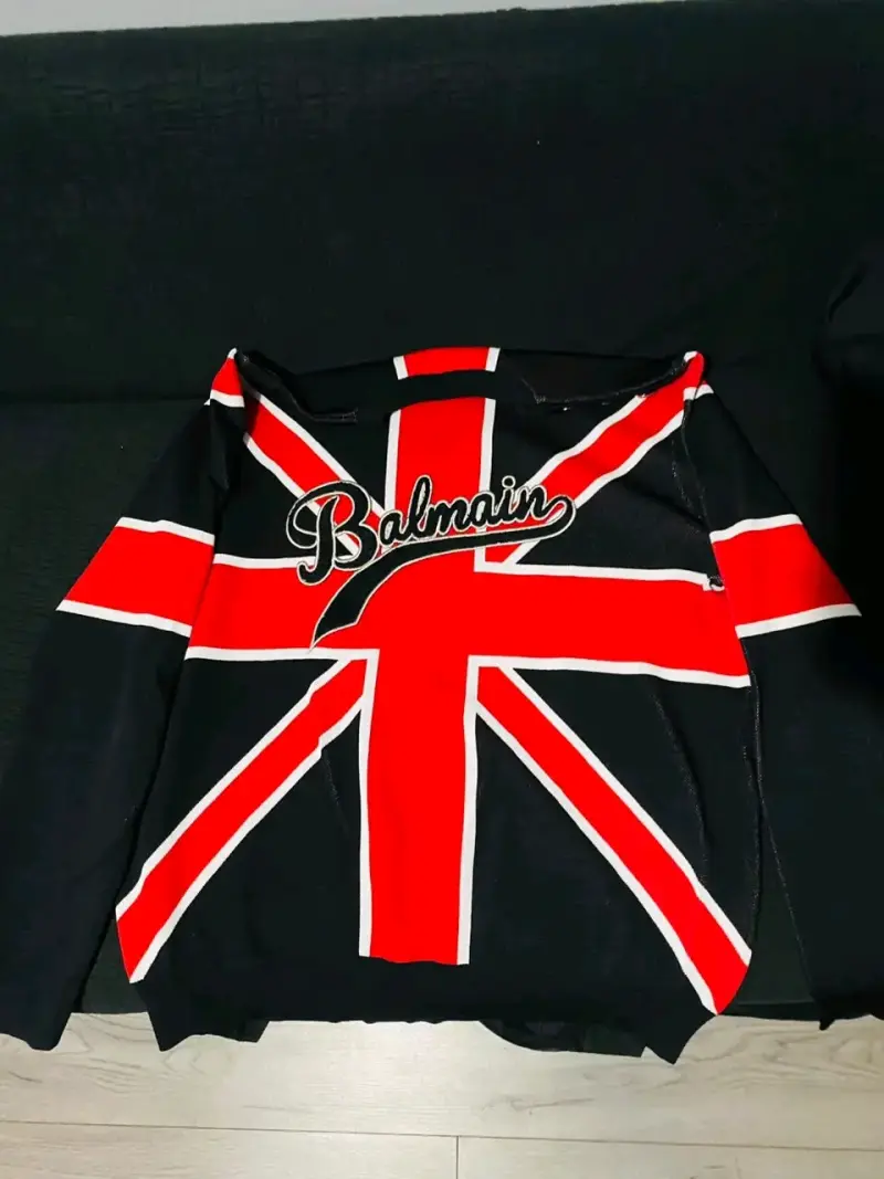 Polerón Balmain con diseño de bandera