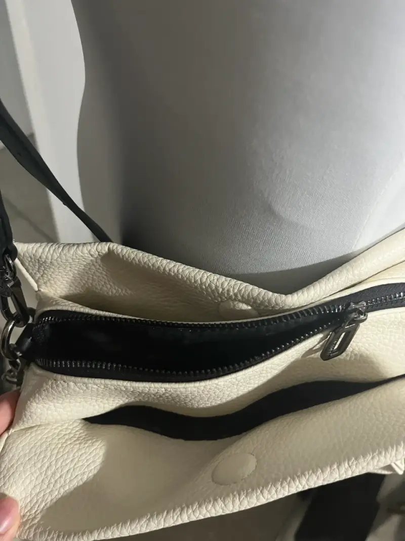 Cartera Amphora Como Nueva - 2