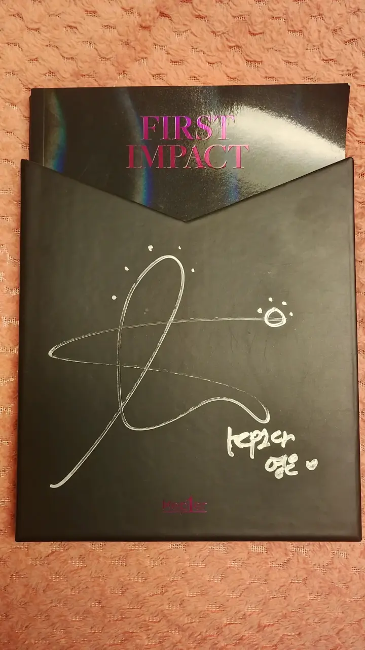 Álbum K-Pop Kep1er First Impact Firmado - 3