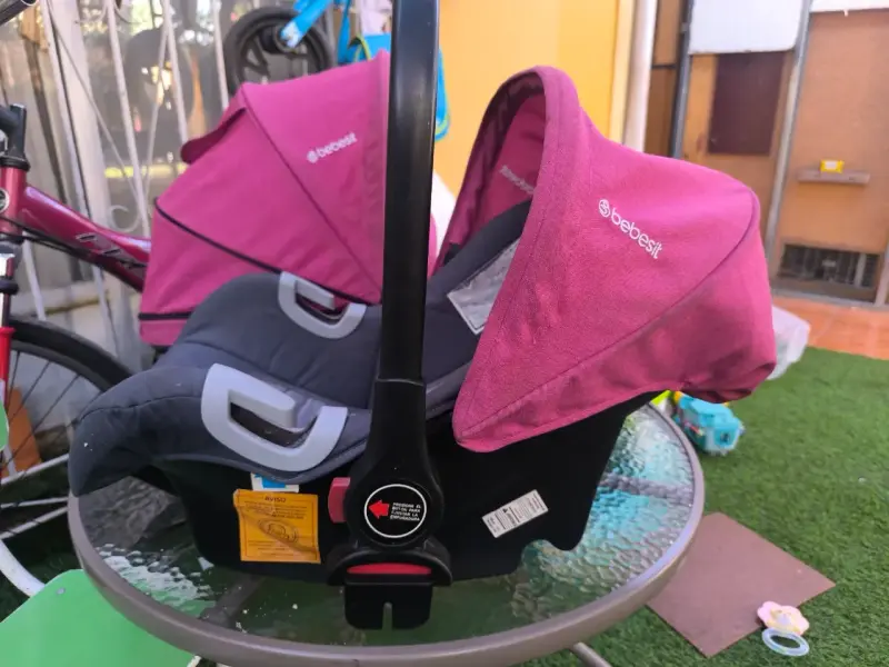 Coche de bebé Bebesit con silla rosada - 4