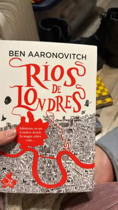 Libro 'Ríos de Londres' de Ben Aaronovitch - miniatura 1