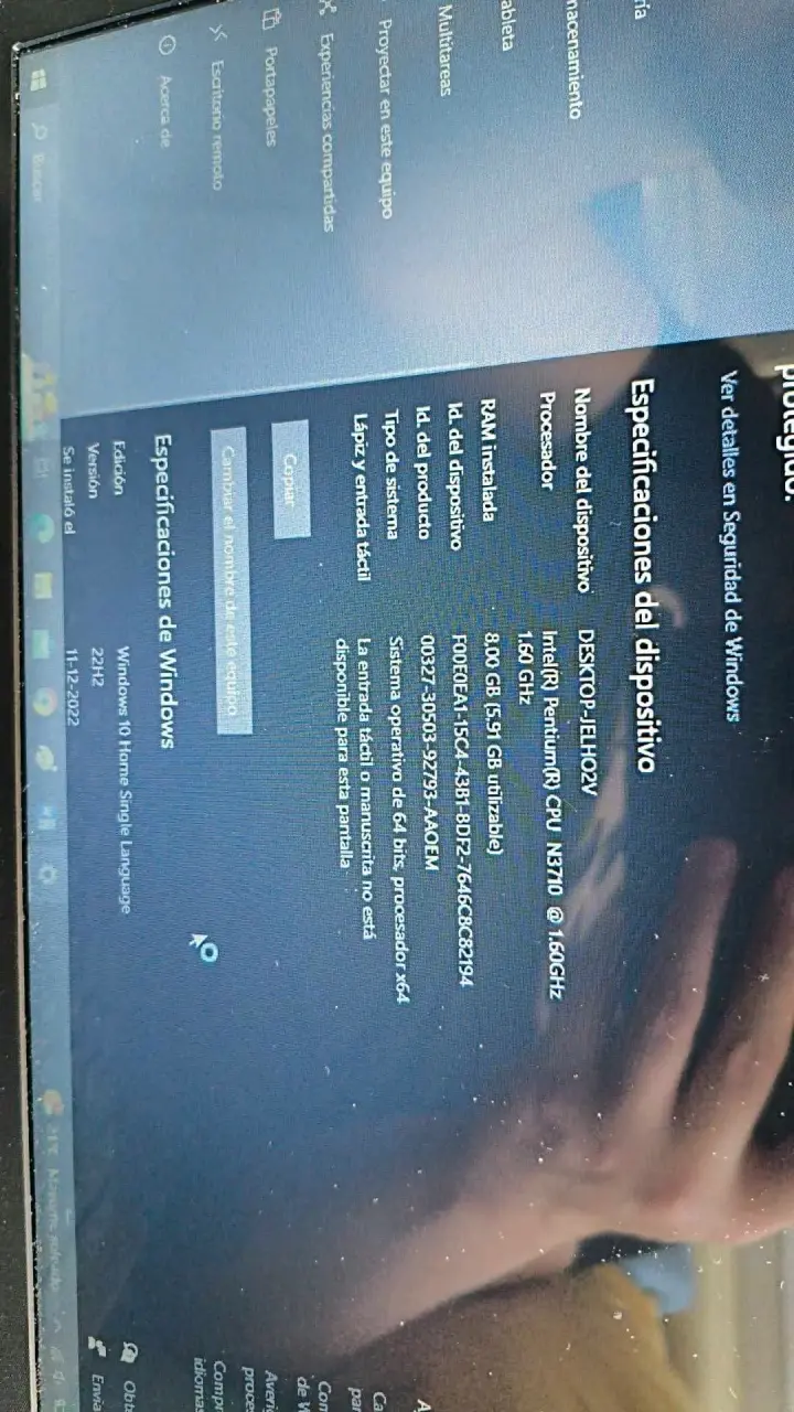 Laptop HP con Intel pentium y 8GB RAM - 3