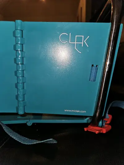 Silla de bebé portátil azul Clak - miniatura 3