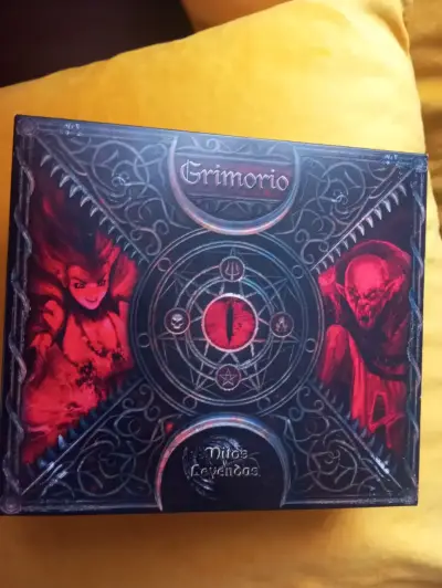 Caja Grimorio Mitos y Leyendas + 96 Cartas (Promos - miniatura 1