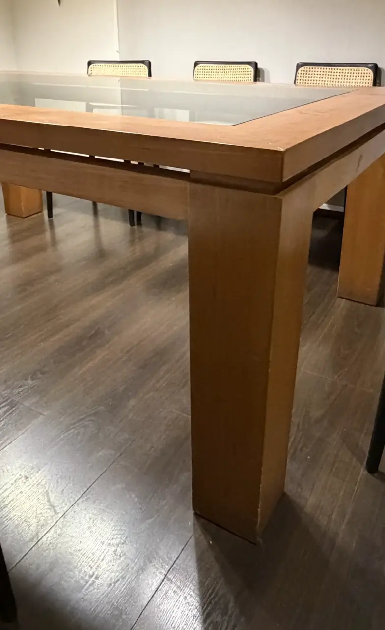 Mesa de Comedor de Madera con Vidrio - 2