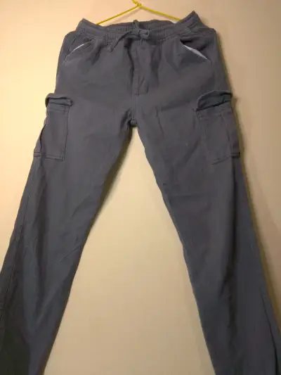 Pantalones cargo azul para hombre - miniatura 2