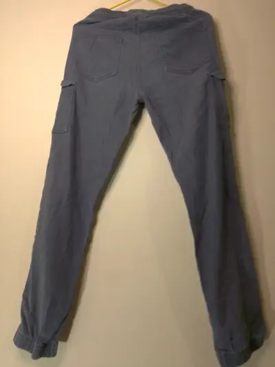 Pantalones cargo azul para hombre - miniatura 3