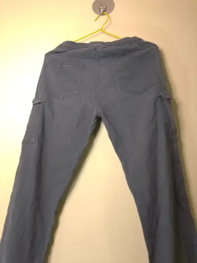 Pantalones cargo azul para hombre - miniatura 4