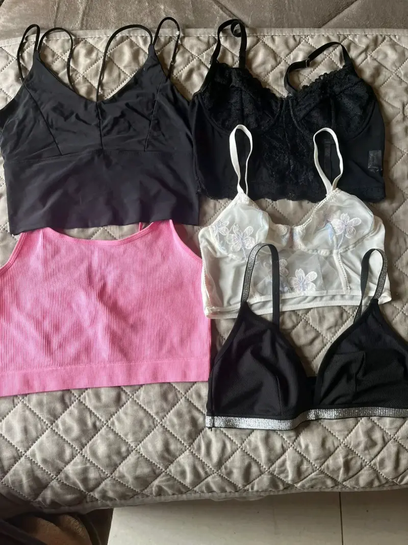 Chaqueta de cuero sintético negra para mujer - 2