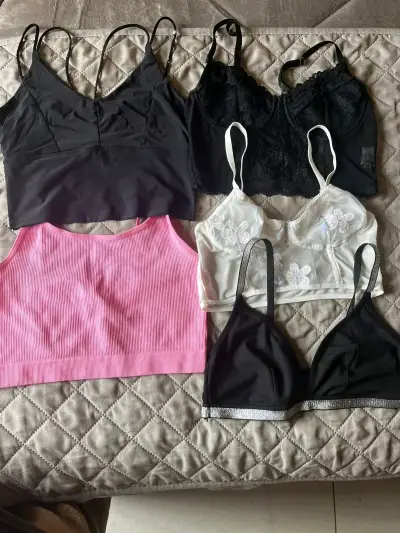 Chaqueta de cuero sintético negra para mujer - miniatura 2