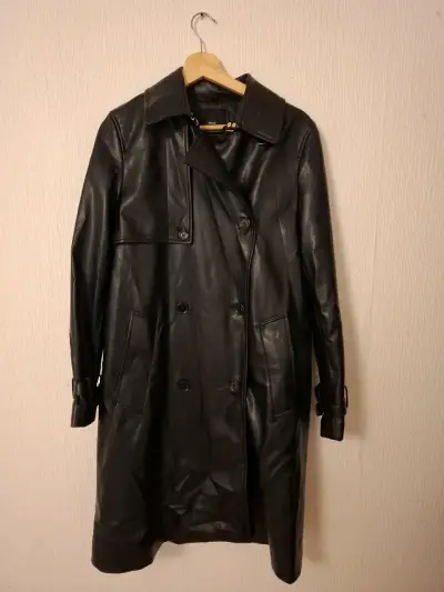 Abrigo de cuero negro MNG para mujer - miniatura 2