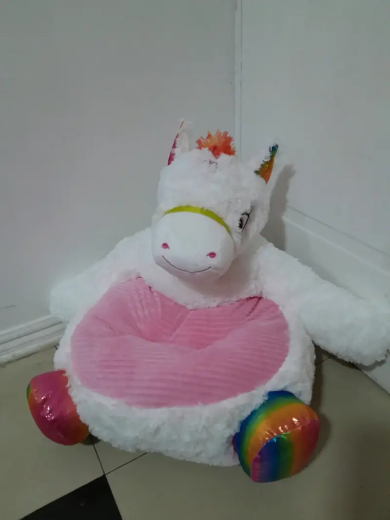 Sillón infantil unicornio peluche blanco y rosa - 1