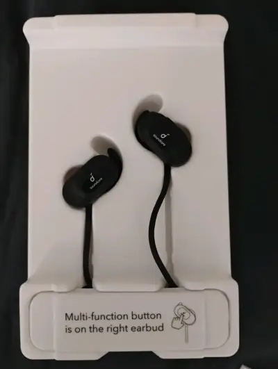 Auriculares Inalámbricos Soundcore Deportivos Negros - miniatura 3