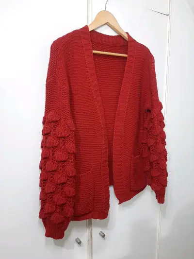 Cardigan artesanal - miniatura 3