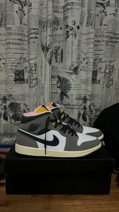 Zapatillas Nike Air Jordan 1 Mid Multicolor - miniatura 2