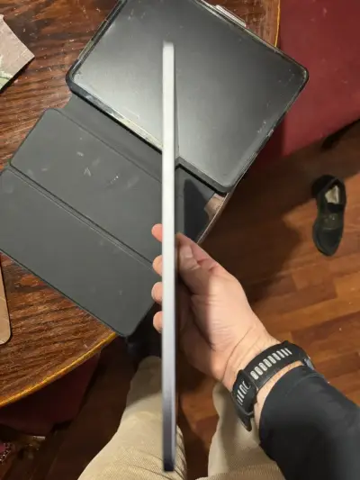 Ipad Air 11, Chip M3, Wi-fi, 128 Gb, Gris Espacia - miniatura 3