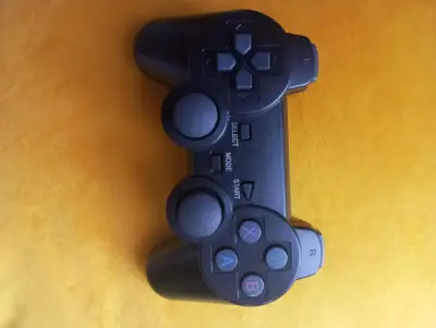 Joystick Control Inalámbrico PC / Consola a Pilas - miniatura 1
