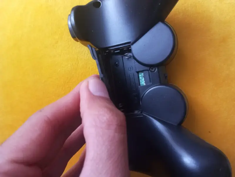 Joystick Control Inalámbrico PC / Consola a Pilas - 2