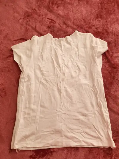 Polera blanca con diseño de flamencos - miniatura 3