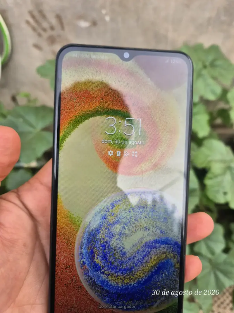 Samsung Galaxy A04 funcionando impecable - 2