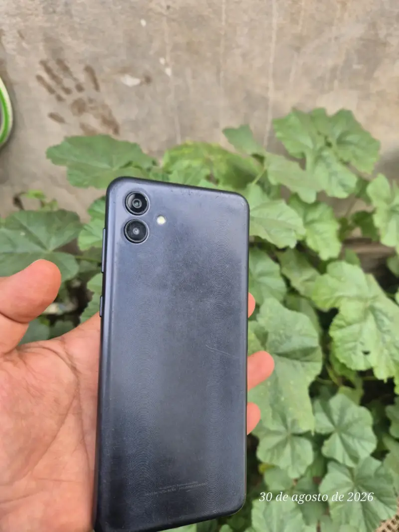 Samsung Galaxy A04 funcionando impecable - 3