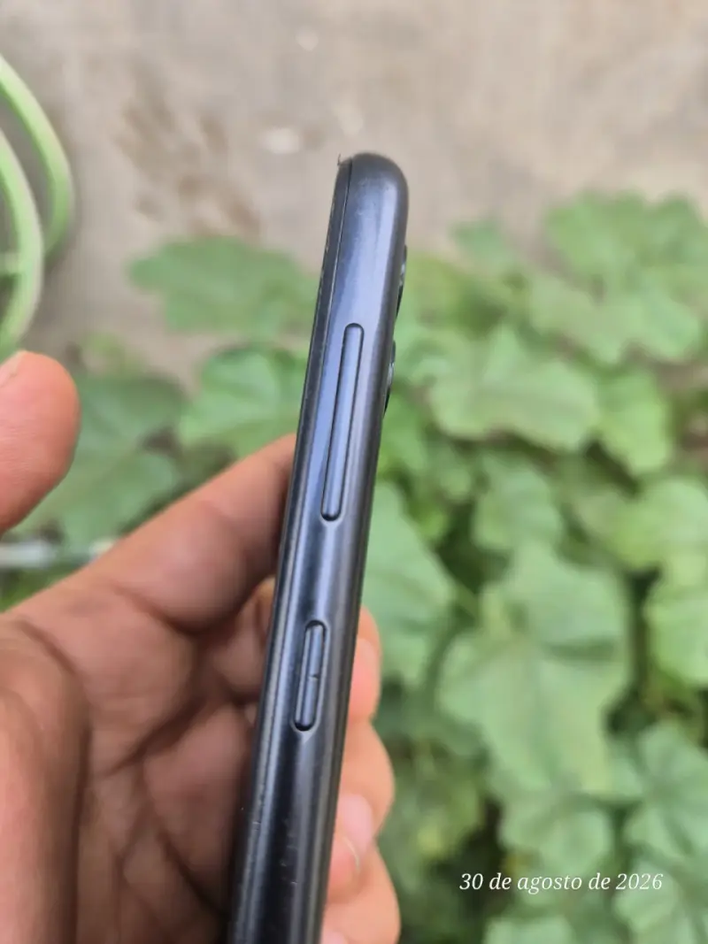 Samsung Galaxy A04 funcionando impecable - 6