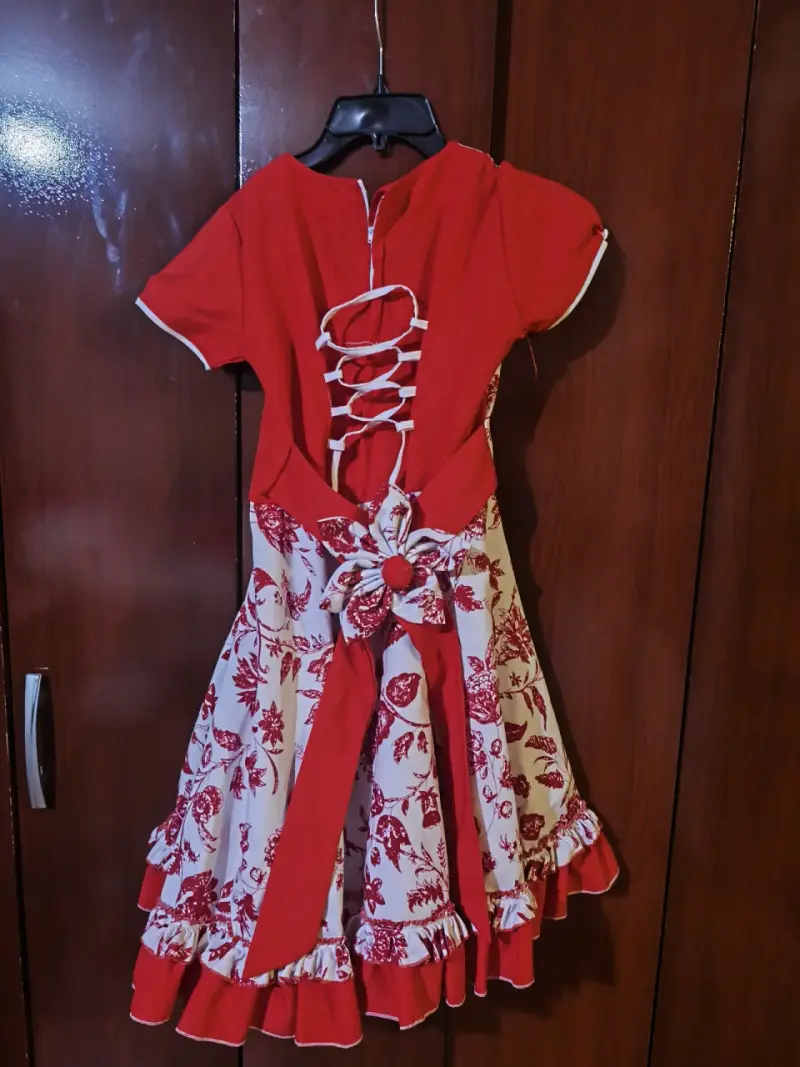 Vestido de huasa con su falso talla 10 - 2
