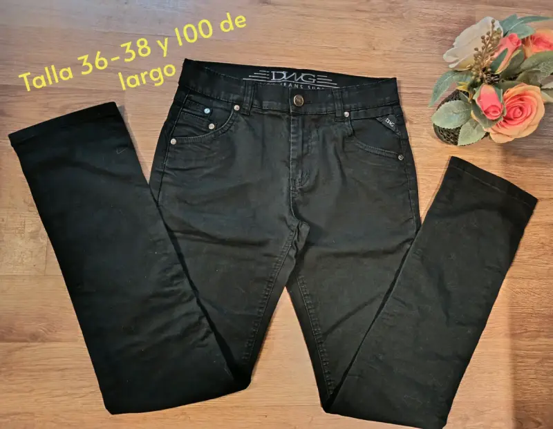 Conjunto Esprit y Pantalón DWG Talla M - 2