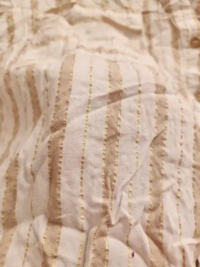 Blusa de rayas beige y dorado para mujer - miniatura 4