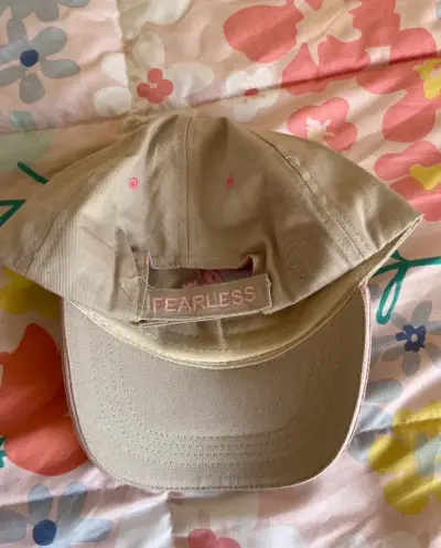 Gorra beige Taylor Swift Fearless - miniatura 3