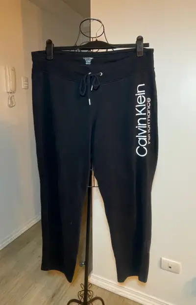 Pantalones deportivos Calvin Klein Performance negros - miniatura 2