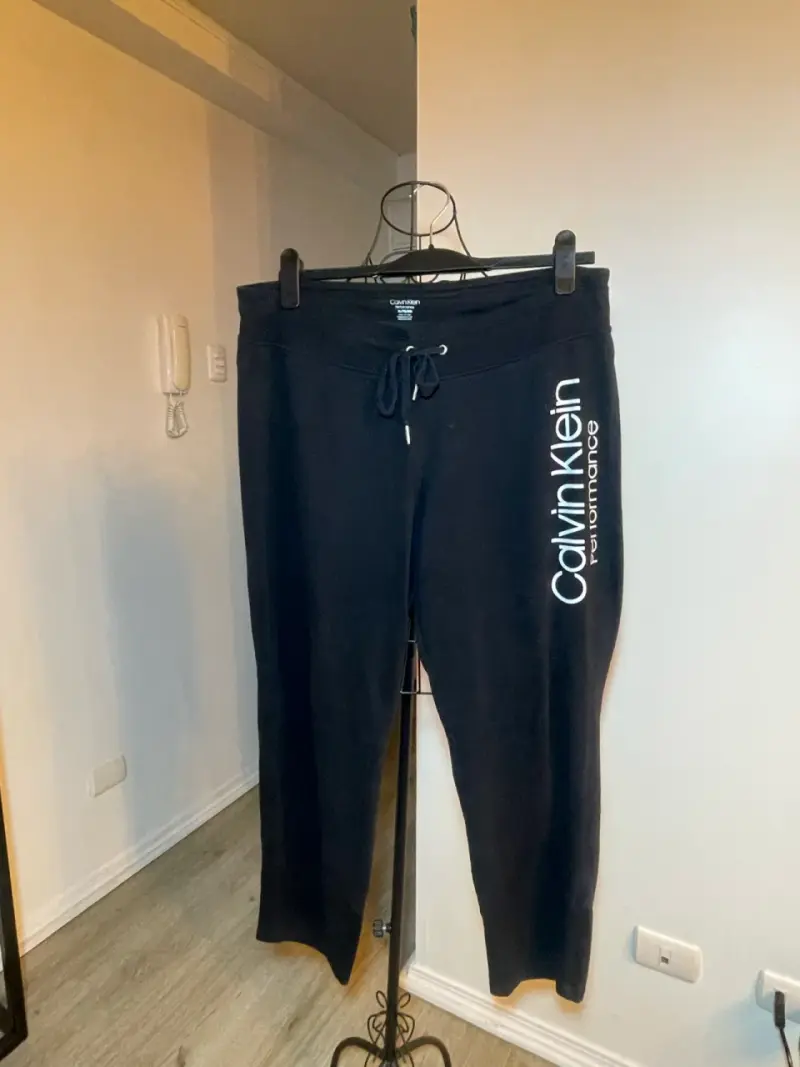 Pantalones deportivos Calvin Klein Performance negros - 3