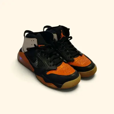 Jordan Mars 270 negro/naranja - miniatura 1