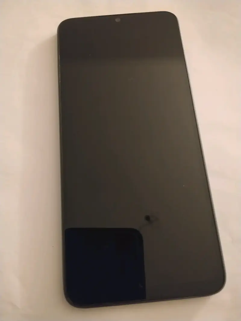 Smartphone Xiaomi Redmi 13C 5G con HyperOS - 4