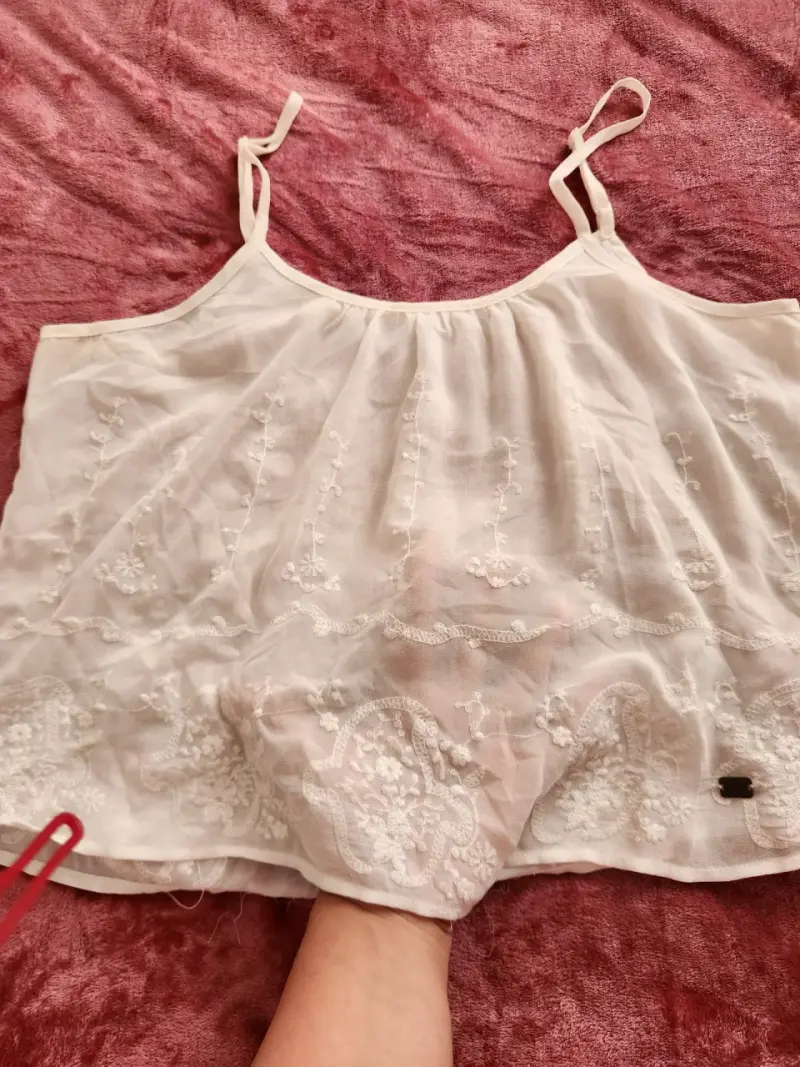 Blusa Blanca de Tirantes con Bordado Floral transp - 2