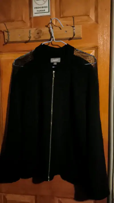 Chaqueta negra con encaje para mujer - miniatura 1