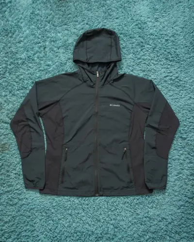Cortaviento Columbia negro (XL mujer) - miniatura 1