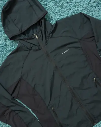 Cortaviento Columbia negro (XL mujer) - miniatura 2