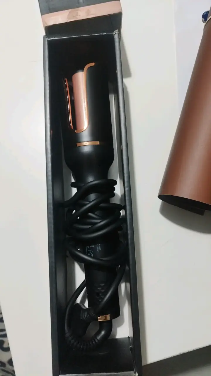 Rizador de Pelo Automático Negro y Dorado - 2